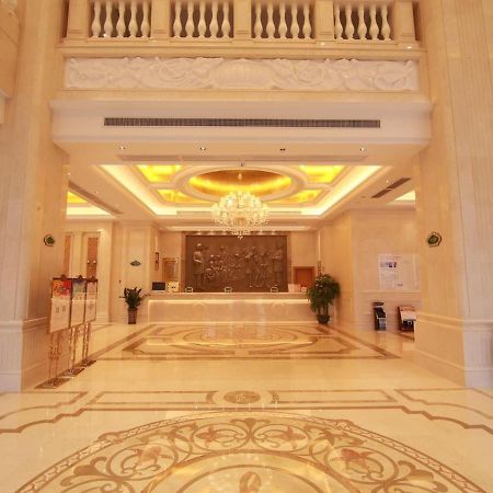 Vienna Hotel Foshan Airport Exteriér fotografie