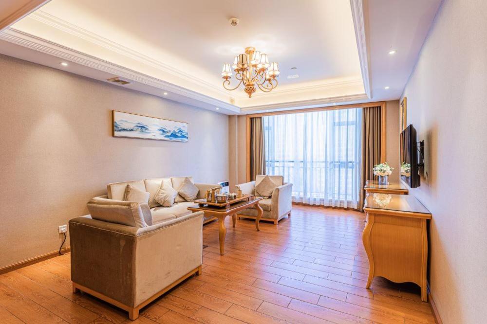 Vienna Hotel Foshan Airport Exteriér fotografie